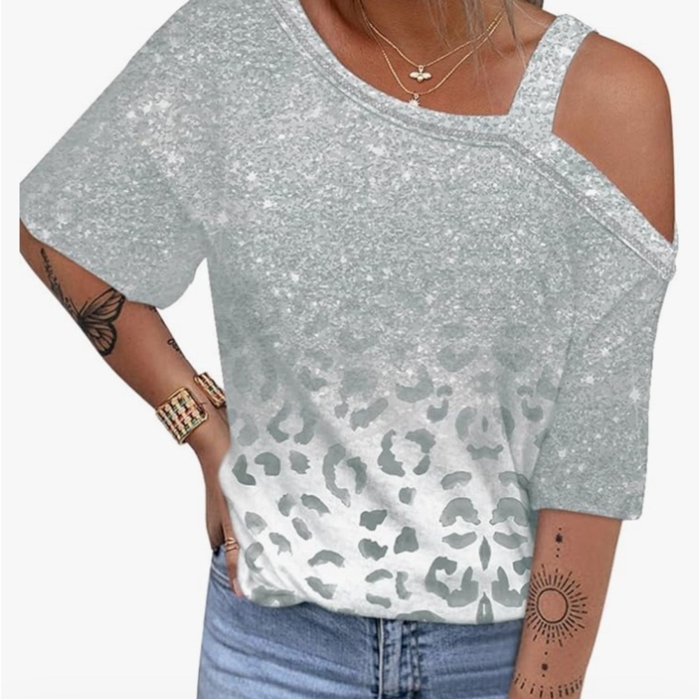 Stylish Gray Leopard Print Women's Top